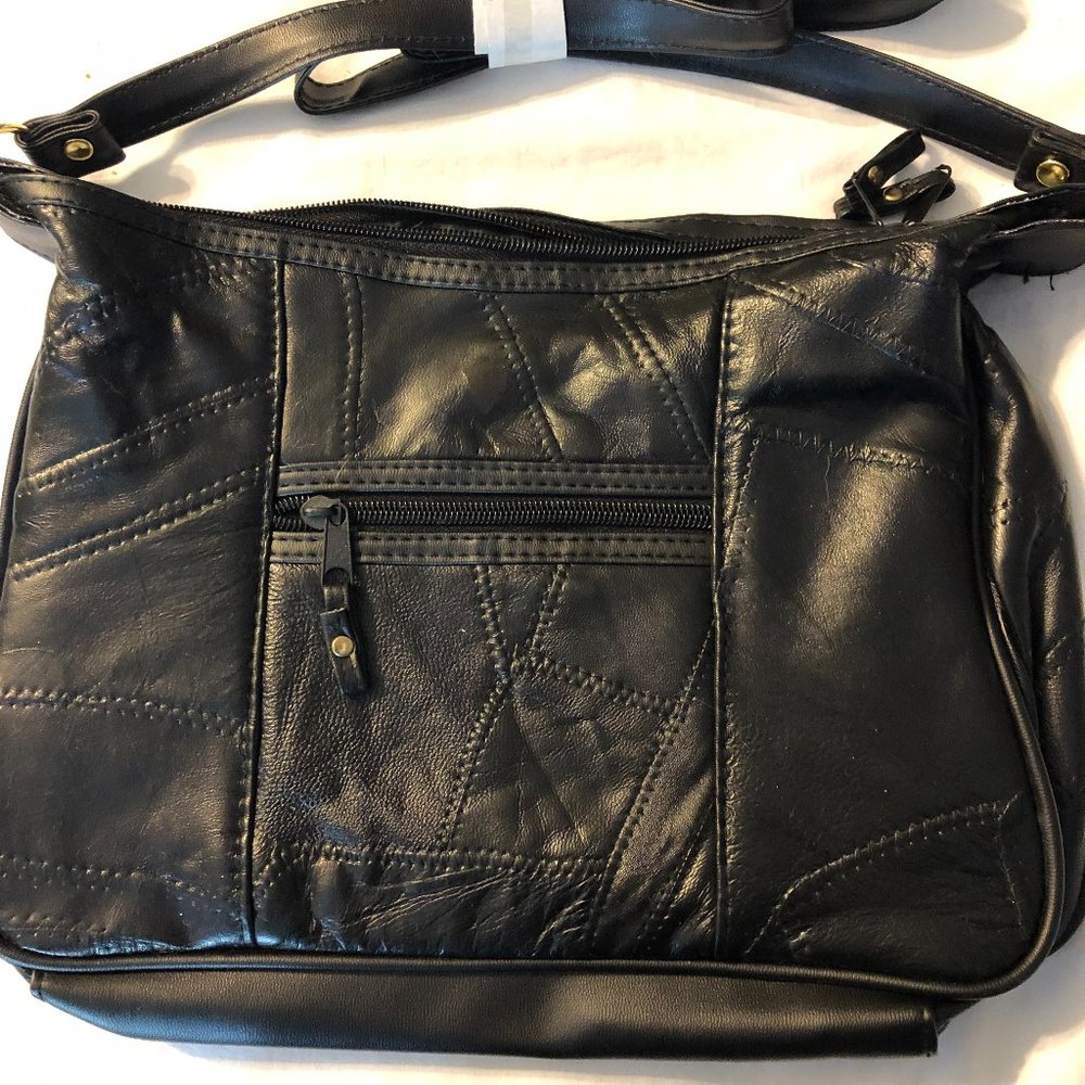 WOMEN'S  BLACK OVER THE SHOULDER PRUSE